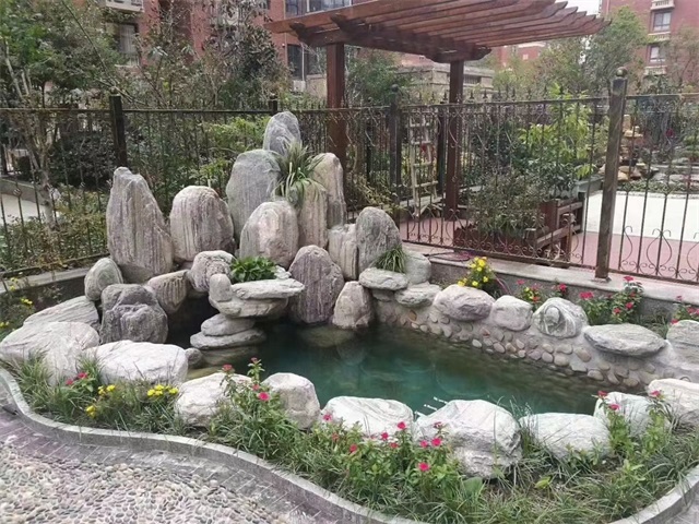 古交庭院假山鱼池制作视频